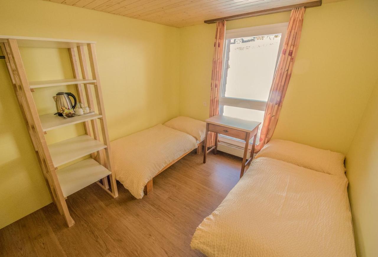 Хостел Schutzenbach Backpackers For Adults 18-35 Лаутербруннен Экстерьер фото